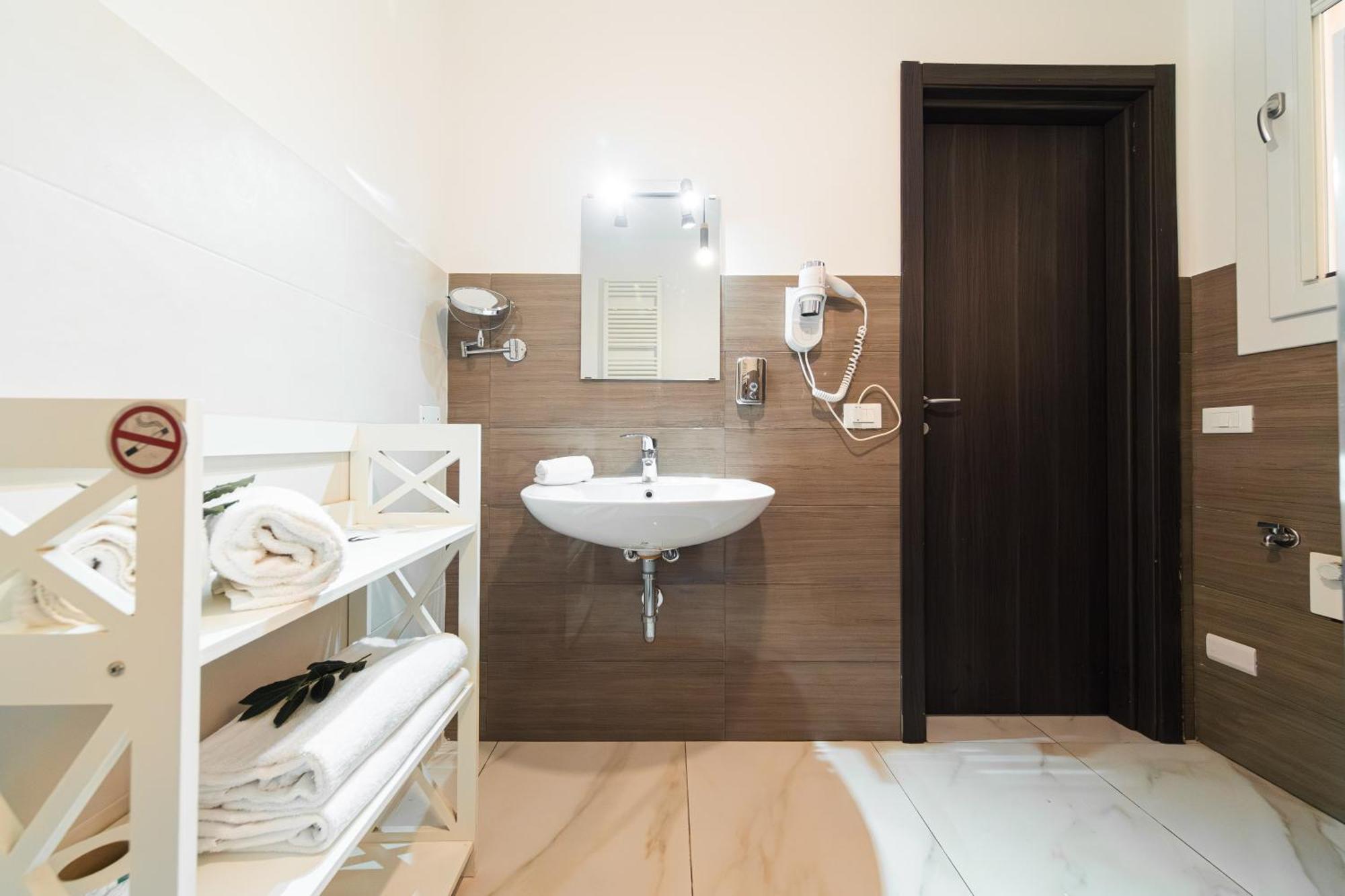 Grand Central Room Болоня Екстериор снимка
